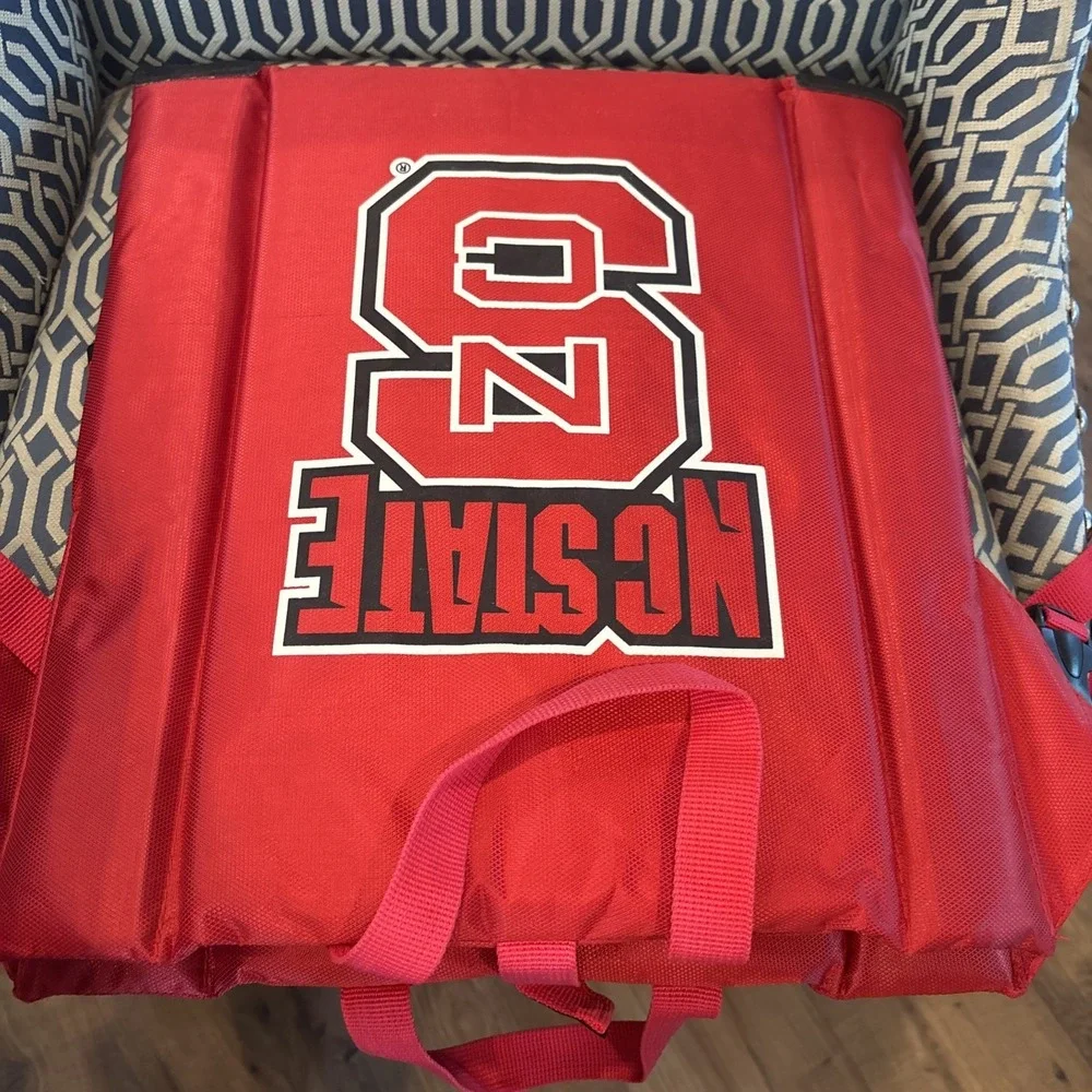 NC State University Wolfpack Stadium Bleacher Seat Folding Cushion Football NCSU